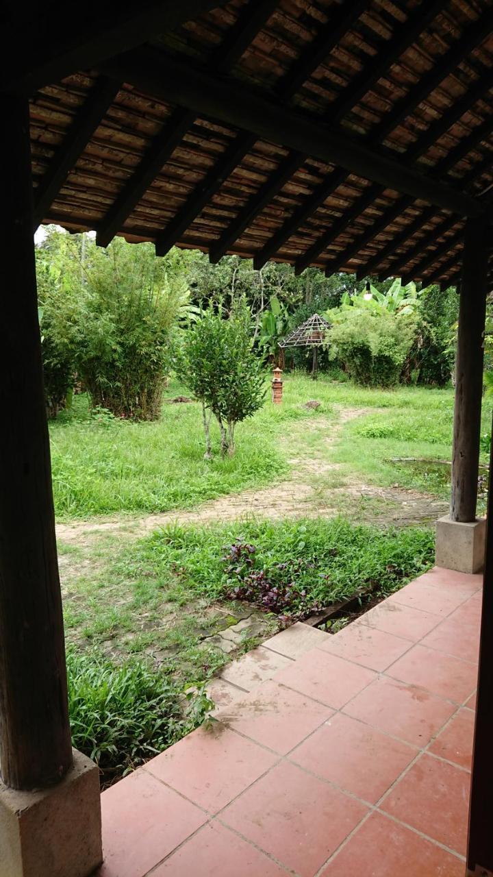 Vuonthuguesthousegarden Kon Tum Exteriör bild