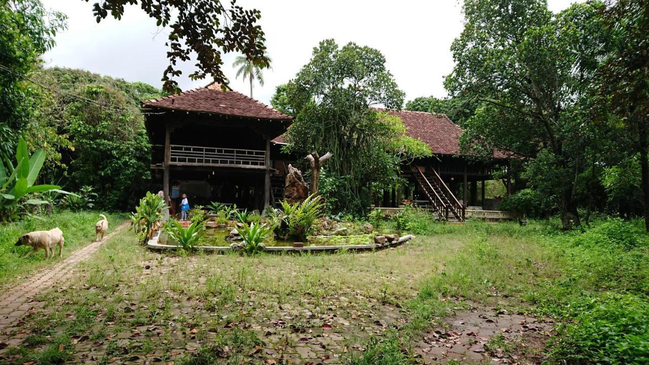 Vuonthuguesthousegarden Kon Tum Exteriör bild