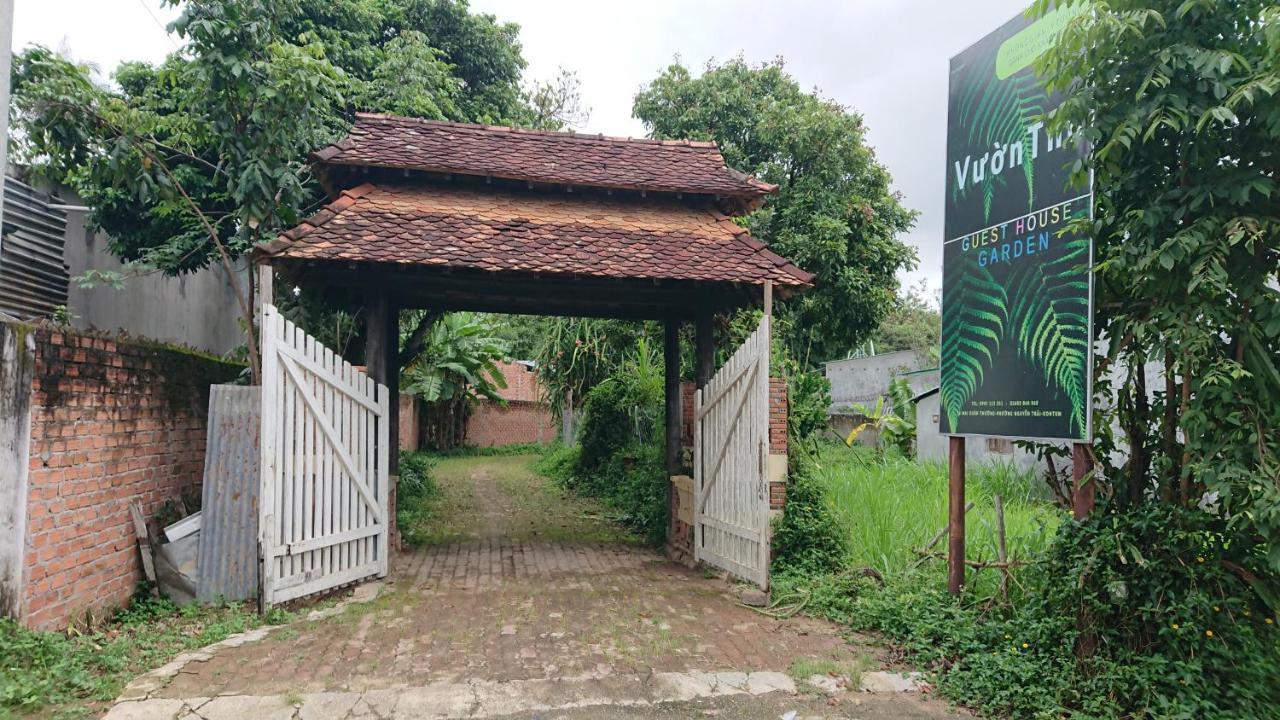 Vuonthuguesthousegarden Kon Tum Exteriör bild